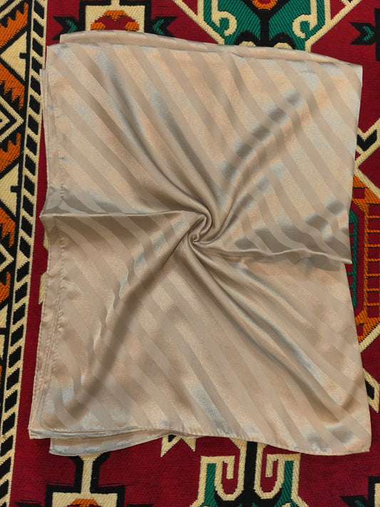 AT Jacquard Stole